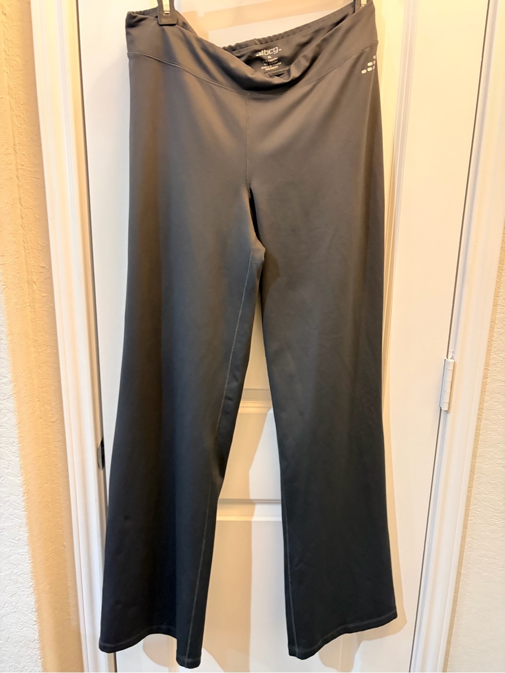 BCG Athletic Wide Leg Yoga Pants With Logo Dark Gray Size XL - Picture 1 of 4